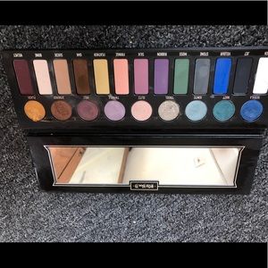 KAT VON D MATTE METAL Palette limited
